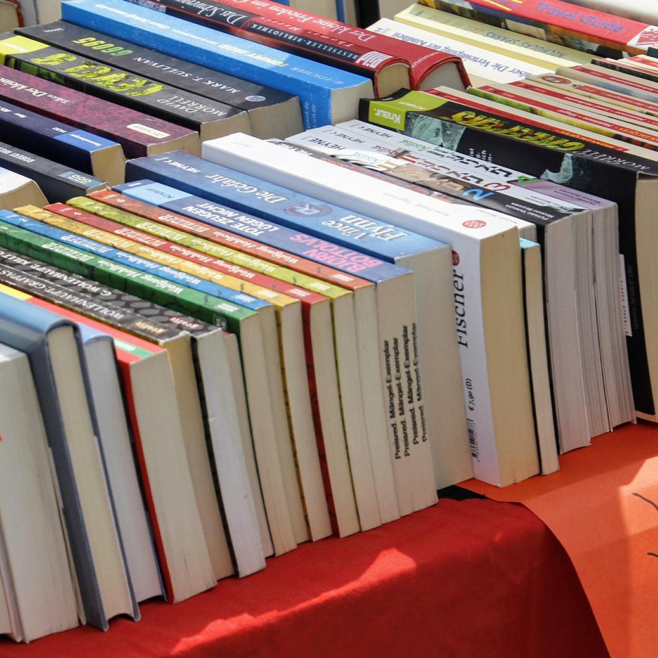 Bücherflohmarkt